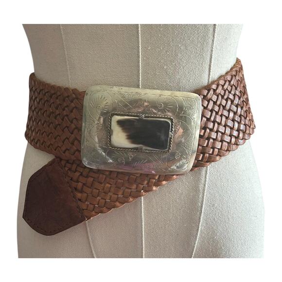 Vintage Woven Leather Belt Adjustable to 36” Large Engraved Silver Tone Buckle main image 5